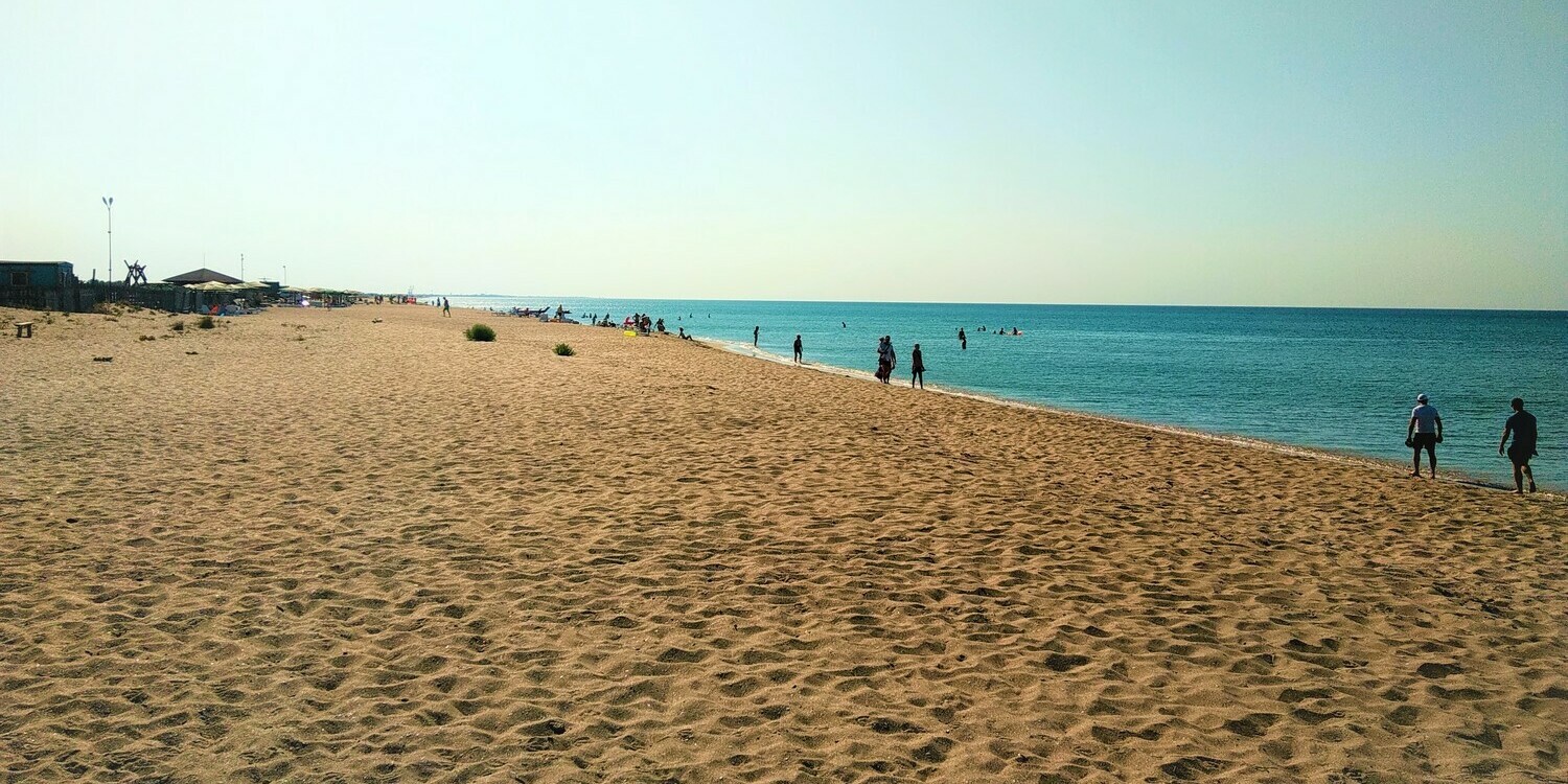 Песчаный пляж Беляус